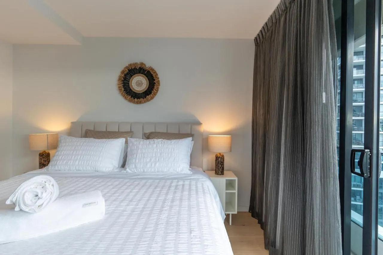 Broadbeach Luxury Oracle Tower 1 Apartment 2Bed 2Bath 1 Car אוסטרליה