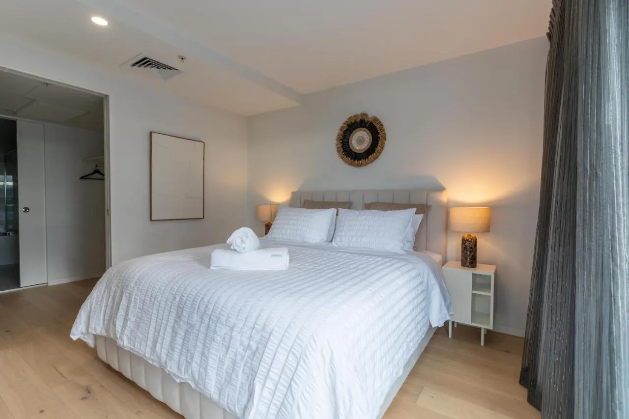 Broadbeach Luxury Oracle Tower 1 Apartment 2Bed 2Bath 1 Car Australia